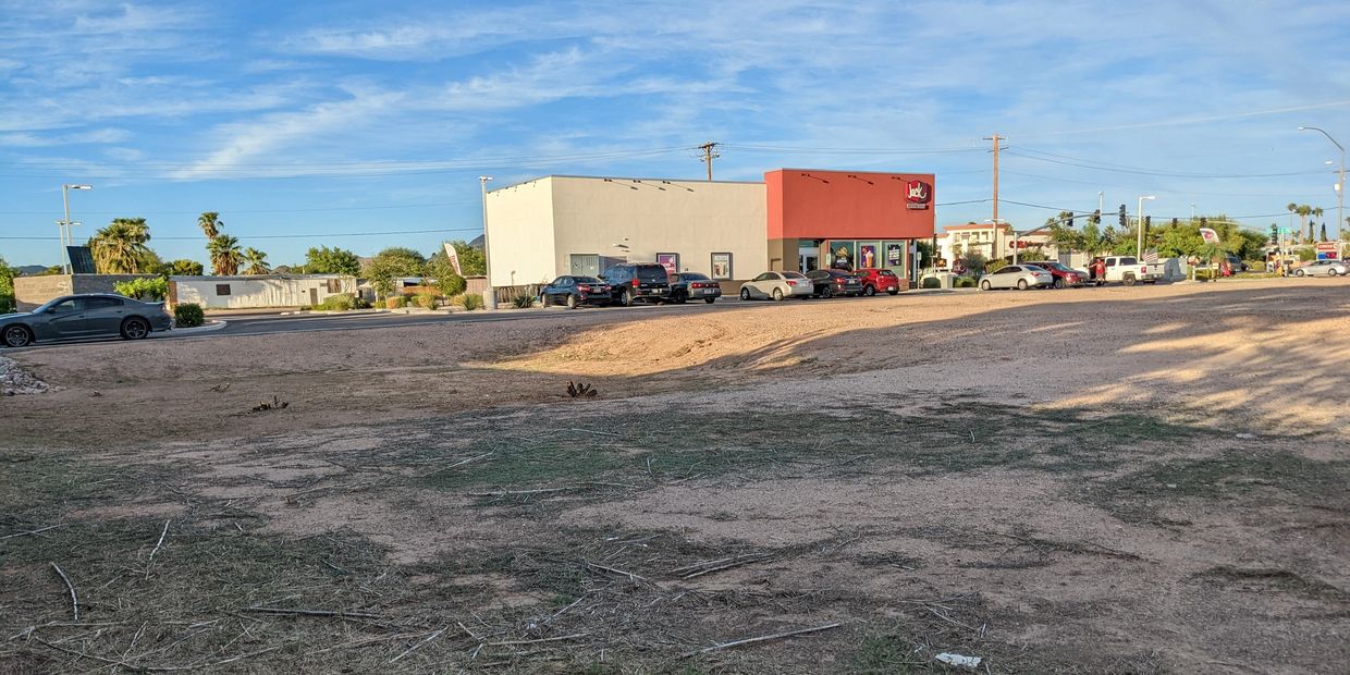 Available southern commercial pad with the existing Jack in the Box at East Mesa Crossroads